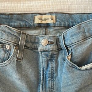 Madewell Tall Lightwash Distressed Jeans